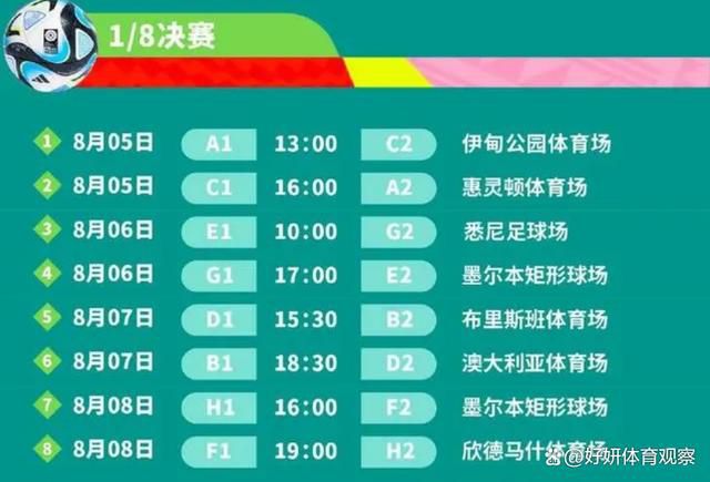 而闪电侠、蝙蝠侠、超女同框也呼应三人合力捍卫宇宙的电影剧情，令观众热血沸腾